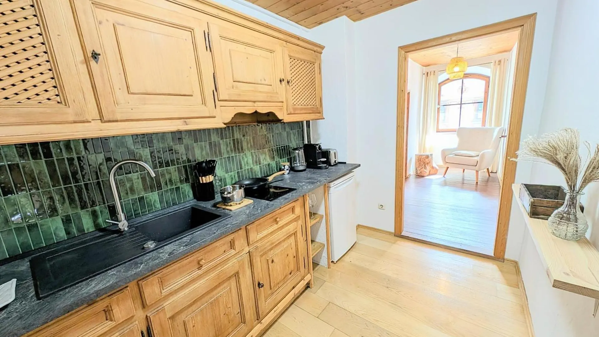 Apartment Neu! Moderner Bayrischer Flair Vor Pilatushaus Oberammergau